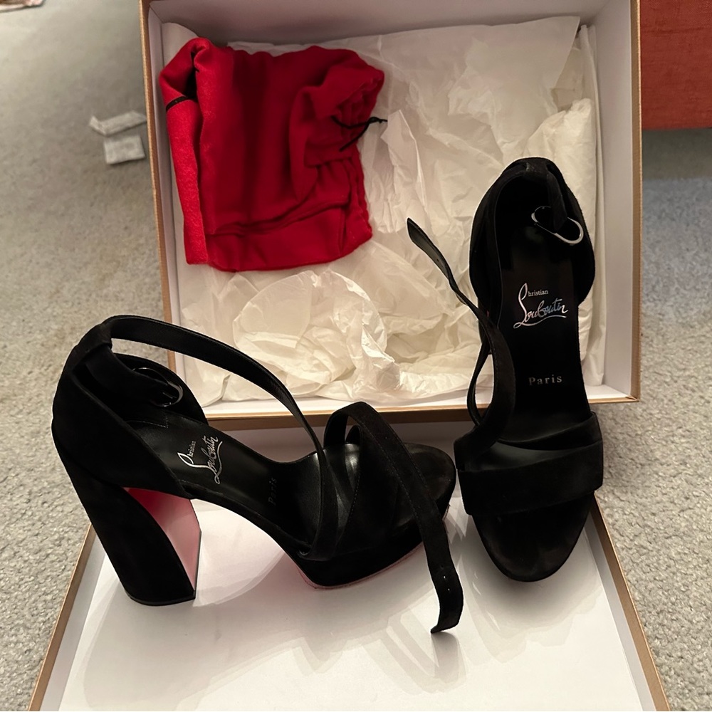 Movida 130 Suede Platform Sandal